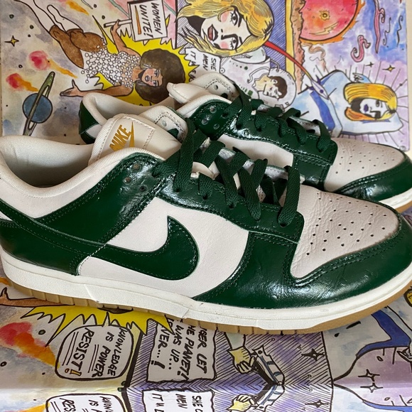 Nike Forest green patent low top dunks size 9.5 - Picture 1 of 5